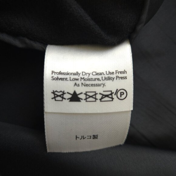 Eddie Bauer Black Skirt with Gray Accents - Picture 9 of 13